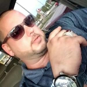 Meet your Posher, Emilio